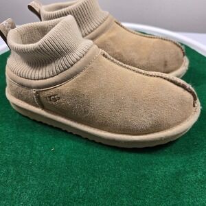 UGG Kids Ultra Stretch Cuff Boots Size 2 Chestnut Suede Knit Collar Slip On